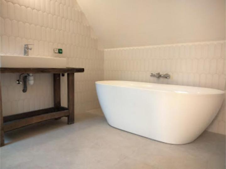 Installer des équipements sanitaires Normandie